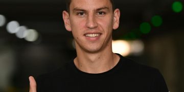 التشيلي ليشنوفسكي يصل الرياض إستعدادا  لتمثيل شيخ الأندية