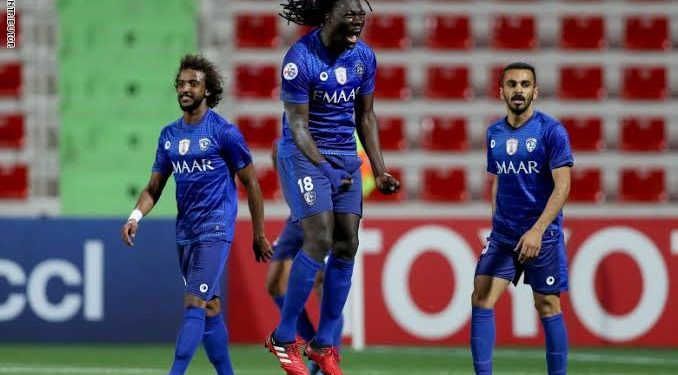 الهلال يؤدي تدريباته بمشاركة الثلاثي المعافى