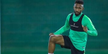 أهلي جدة يرفع اسم عبسي من قائمة الفريق