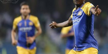 بعد إعلان رحيله عن النصر..موسى يتنازل عن 50مليون ريال