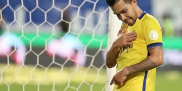 بيتروس: كنت قريب من الرحيل..لكني قاتلت من أجل فريقي