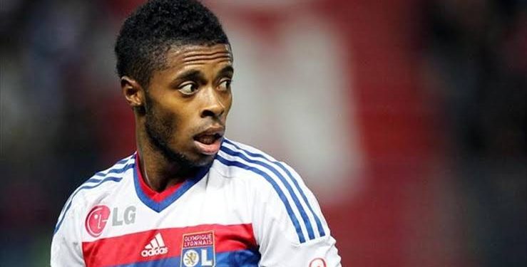 رسميا..العين يعلن ضم مدافع لاتسيو الإيطالي