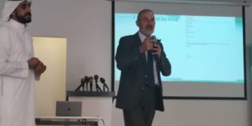 الأسباني تريساكو يشيد بحكام الجولة الأولى من دوري المحترفين