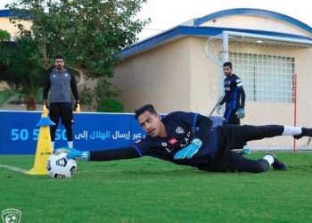 الوطيان يتألق ويهدد عرش المعيوف