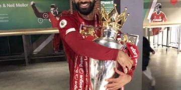 الفيفا يعلن قائمة الافضل وصلاح على رأس القائمة