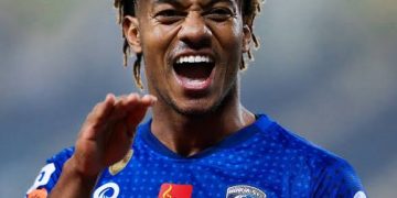 كاريلو يصل الجمعة إستعدادا للمشاركة في الديربي