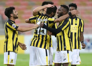 مستقبل مهاجم الاتحاد على “كف عفريت”