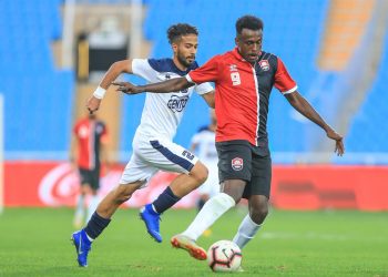 تعرف على التشكيل الرسمي لفريقي العين والرائد