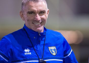 تاوامبا يقود هجوم التعاون أمام الوحدة