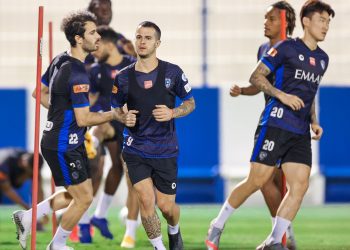 ثلاثي الهلال المتعافي يشارك في التدريبات الجماعية