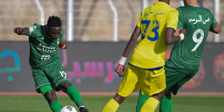 الأهلي يدك حصون العين برباعية