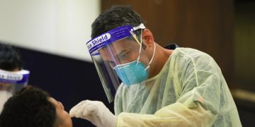 قبل مواجهة الهلال..لاعبو النصر في إنتظار نتائج المسحة الطبية