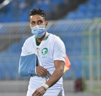 بعد تسجيل الهدف الاول ..الدوسري يخرج مصاب من لقاء جامايكا