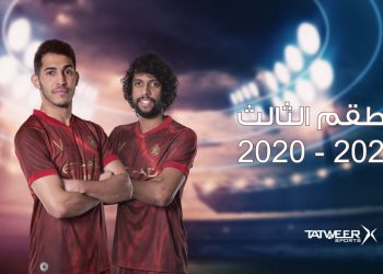 النصر بالطقم الأحمر أمام الهلال