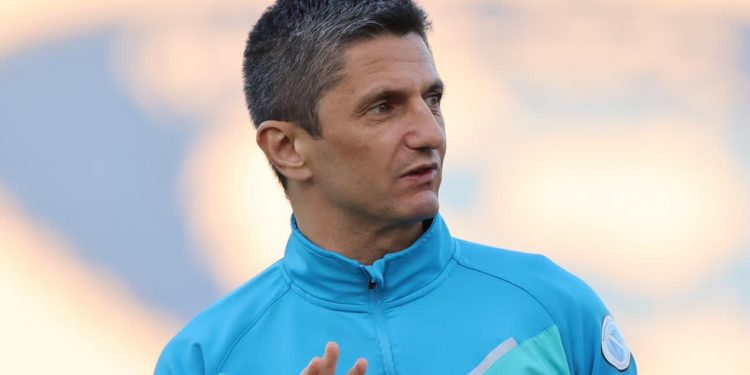 بعد التعافي من كورونا..لوشيسكو يحضر تدريبات الهلال