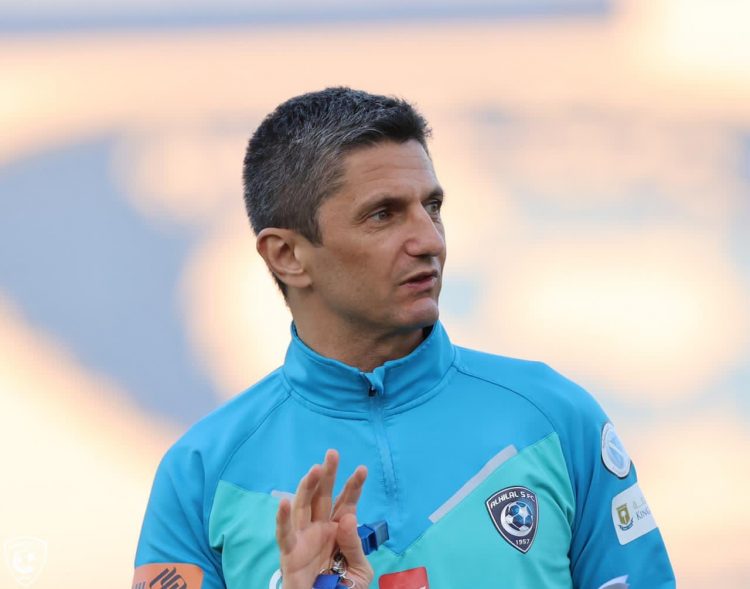 بعد التعافي من كورونا..لوشيسكو يحضر تدريبات الهلال