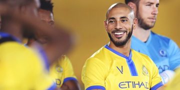 نور الدين أمرابط على دكة البدلاء في نهائي كأس الملك