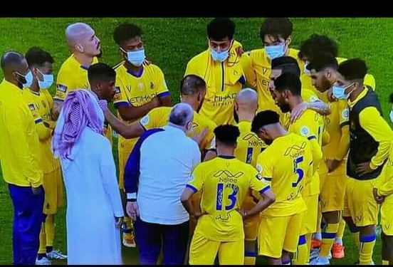 إشتباكات بين لاعبي النصر