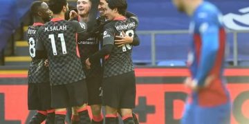 الليفر يلدغ والأرسنال يواصل نزيف النقاط