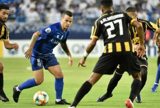 كلاسيكو الزعيم والعميد يتصدر الجولة العاشرة