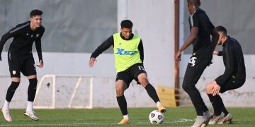 الشباب يواصل إستعداداته لمواجهة القادسية في كأس الملك