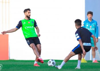 الهلال يستعيد خدمات جيوفينكو أمام  الرائد