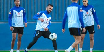 الإصابات تضرب الهلال قبل مواجهة الرائد