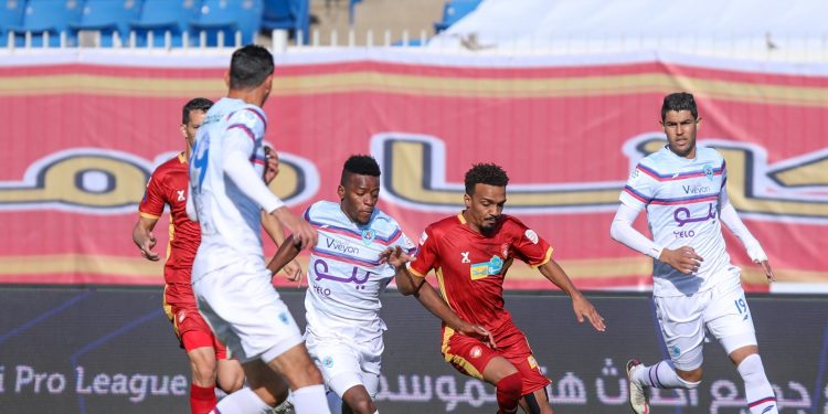 بهدف في الدقائق الأخيرة..ضمك يتغلب على أبها