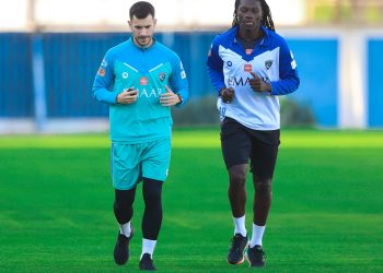 بعد التعافي من الإصابة..ثنائي الهلال يشارك في التدريبات الجماعية