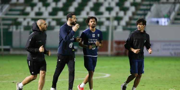 الأهلي يجهز الثلاثي المصاب من أجل مواجهة الرائد