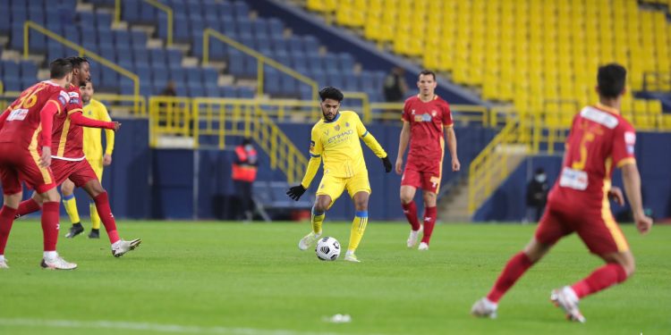 النصر يتعثر أمام ضمك ويتعادل إيجابيا