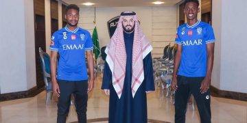 الهلال يتعاقد مع ثنائي فريق الشباب