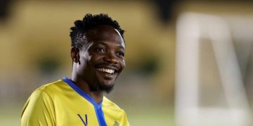 أحمد موسى يقترب من العودة إلى الدوري الانجليزي