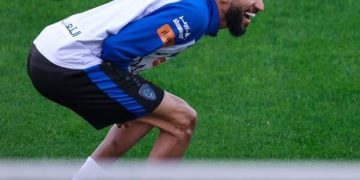 الفرج يدخل حسابات الهلال في مواجهة الأهلي