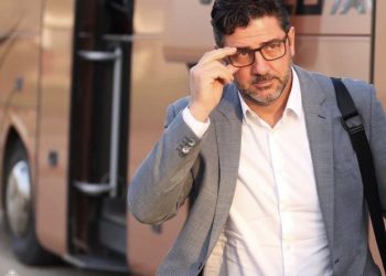 بعد إقالته..فيتوريا في إنتظار العديد من القرارات