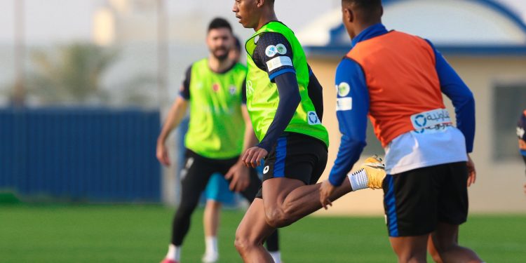 الهلال يستأنف تدريباته والطريس يغيب بسبب الإصابة