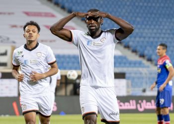 ماكيتي ديوب مهاجم الشباب ينتقل إلى الدوري الإماراتي