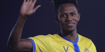 بن عبدالله يكشف حقيقة إطاحة النصر بعبد الفتاح أدم