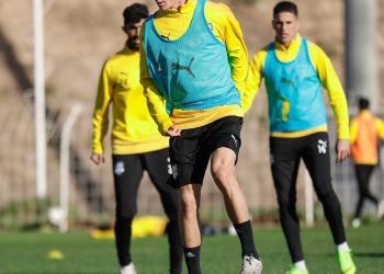 العين يعلن عن صفقة دفاعية قوية