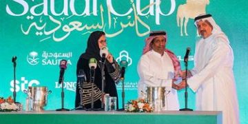 سحب قرعة شوطي كأس السعودية والبحر الأحمر