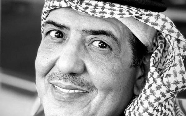 «عاشق المسرح» علي الغوينم يترجل عن جواده