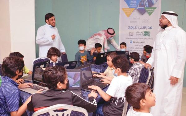 غدا.. أول طابور صباحي بعد العودة الحضورية