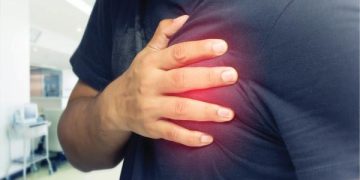 ألم الصدر.. والأزمة القلبية