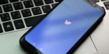 «تويتر» يختبر أداة اقتصاص جديدة