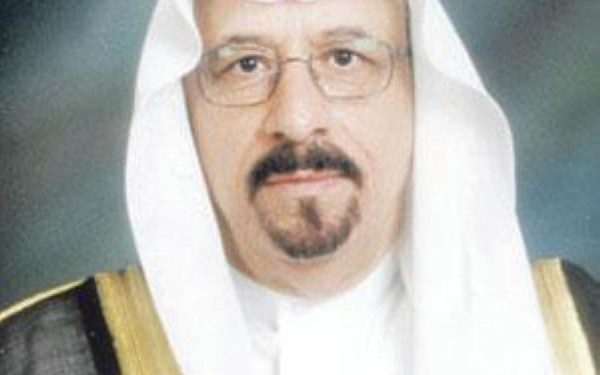 الجعفري يتحدث عن «صفحات من كتاب العمر» بأدبي الأحساء