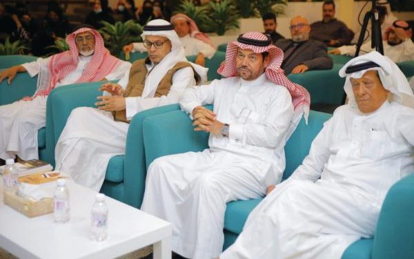 أدبي جدة يحتفل بالشعر في ذكرى تأسيس «منتدى عبقر» العاشرة