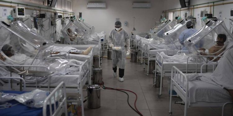 «الصحة العالمية»: جائحة كورونا أبعد ما تكون عن نهايتها