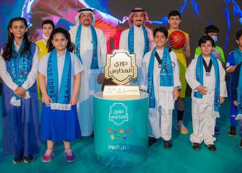 السعودية.. تداول فيديو لطالب فاجأ وزير التعليم بسؤال عن "إجازة برمضان" وكيف رد المسؤول