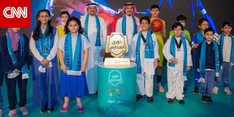 السعودية.. تداول فيديو لطالب فاجأ وزير التعليم بسؤال عن "إجازة برمضان" وكيف رد المسؤول