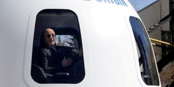 رابع رحلات بلو أورويجين للسياحة الفضائية تنطلق اليوم بلا أي مشاهير